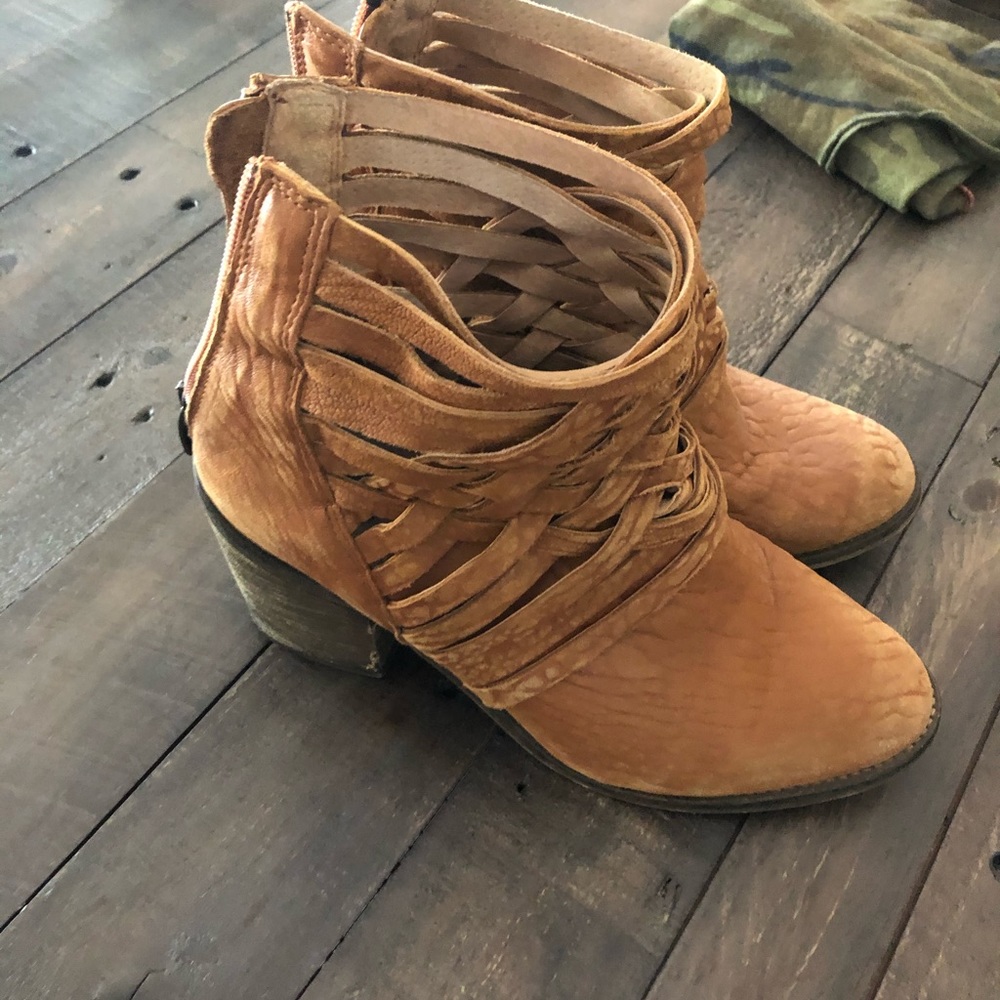 Free People Booties Size 41